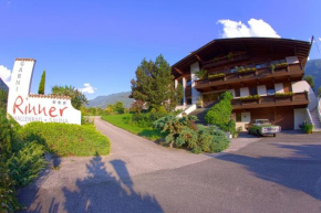 Garni - Hotel Rinner Julia Laces
